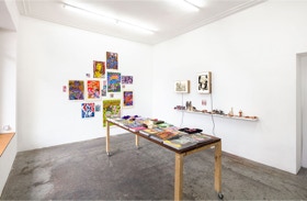 Raum für Gäste, Warmweiherstrasse 32,Un monde apart,Serigrahien,Komikbücher,